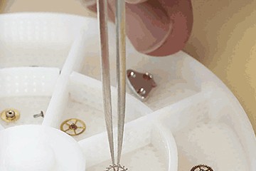 卡地亚表武汉官售后维修点地址