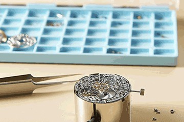 武汉卡地亚维修表点地址查询